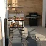 Marante With Heated Private Pool Podstrana