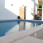Marante With Heated Private Pool Villa