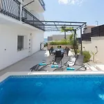 Marante With Heated Private Pool