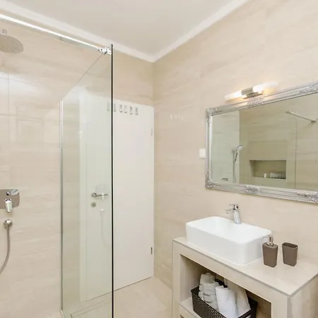 Marante With Heated Private Pool