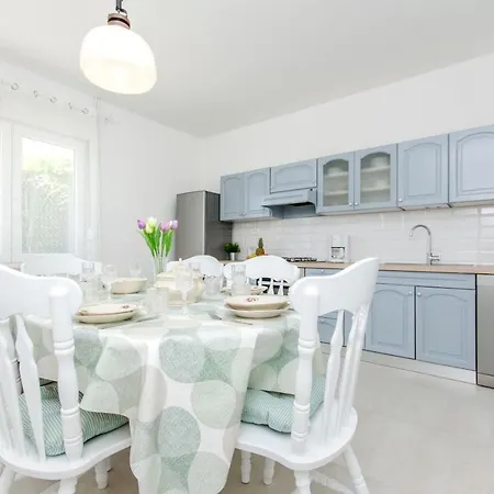 Marante With Heated Private Pool Villa Podstrana
