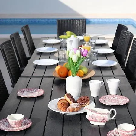 Marante With Heated Private Pool