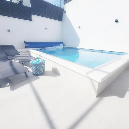Vila Marante With Heated Private Pool Podstrana