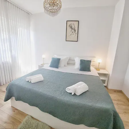 Vila Marante With Heated Private Pool Podstrana