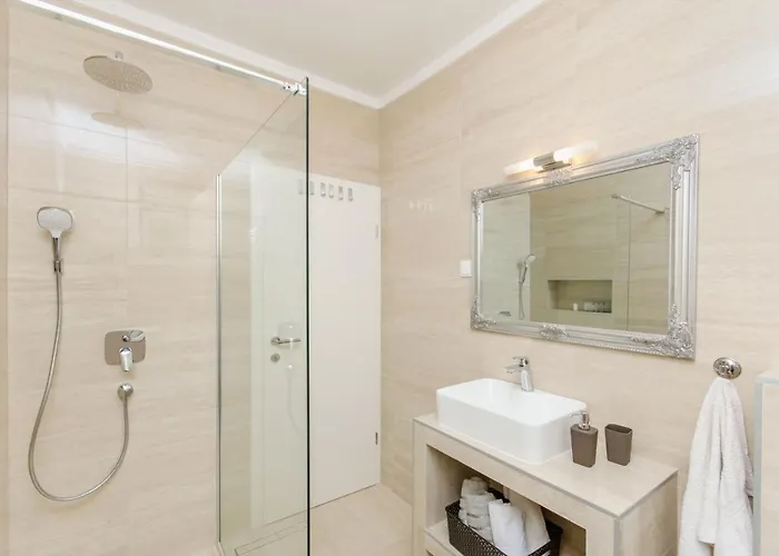 Marante With Heated Private Pool