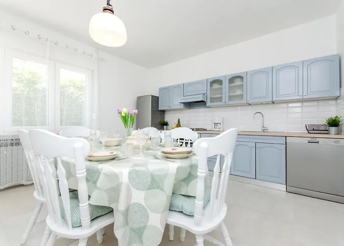 Marante With Heated Private Pool Villa Podstrana