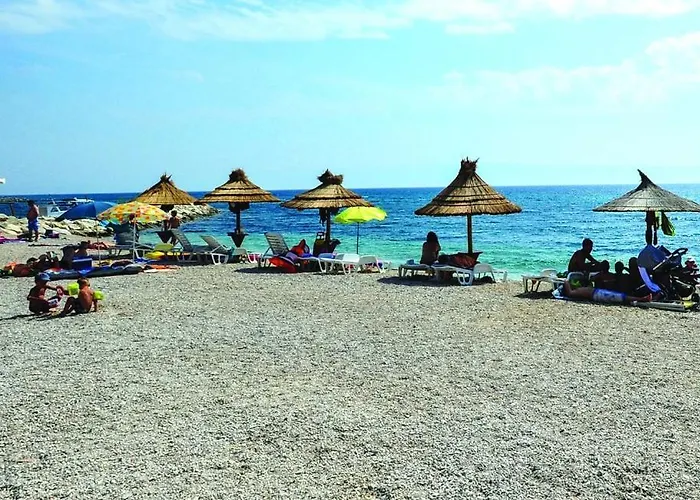 Marante With Heated Private Pool Villa Podstrana