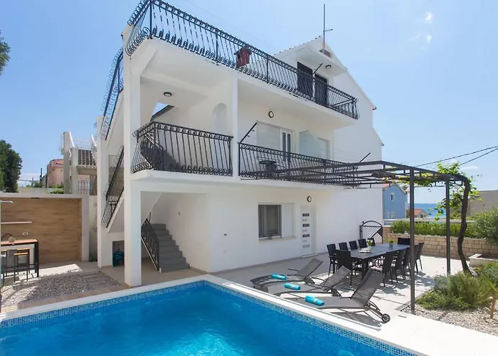 Marante With Heated Private Pool Villa *
